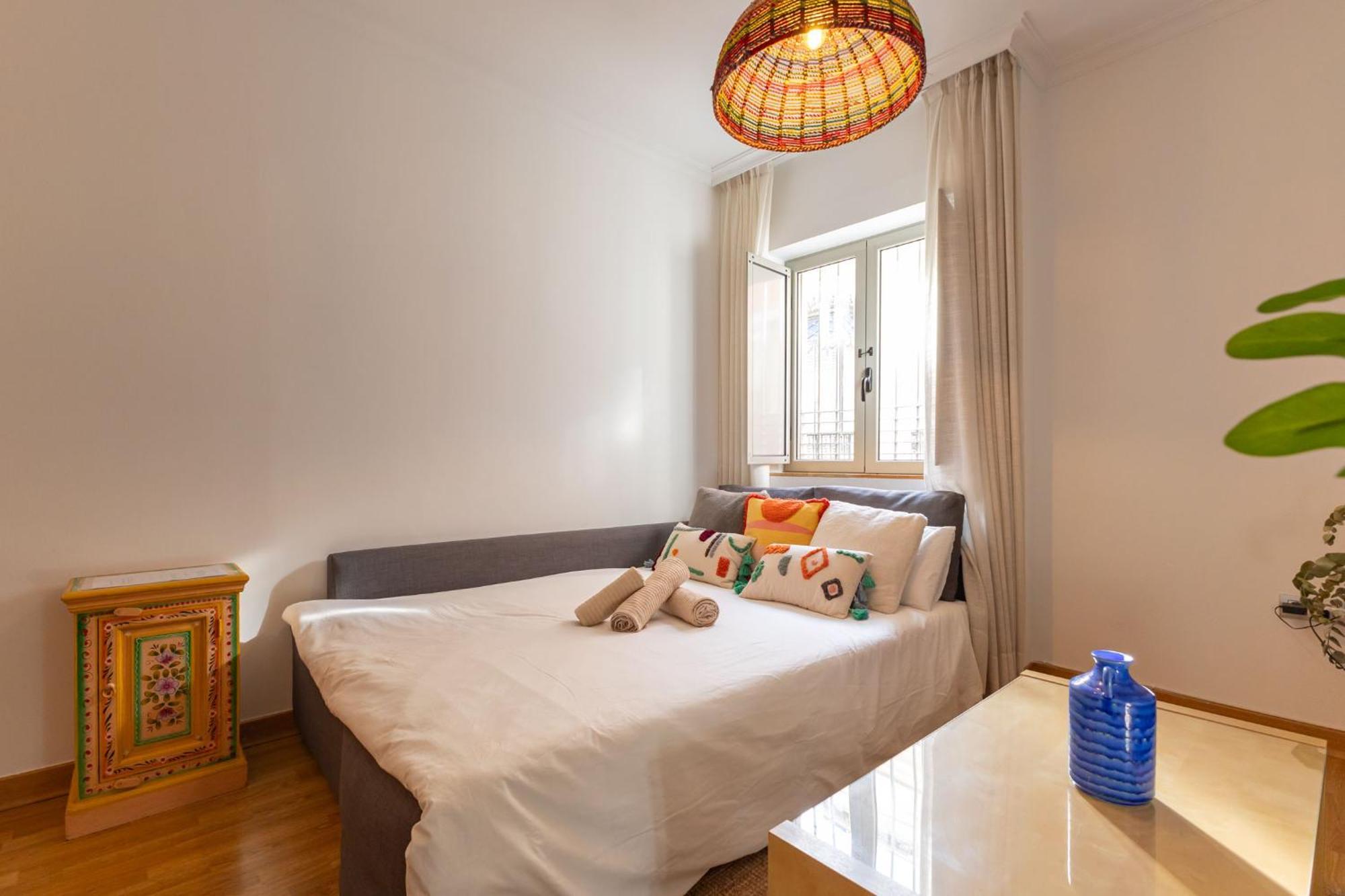 Charming Apartment At San Bernardo Neighborhood By Ocityzen Seville Exterior photo